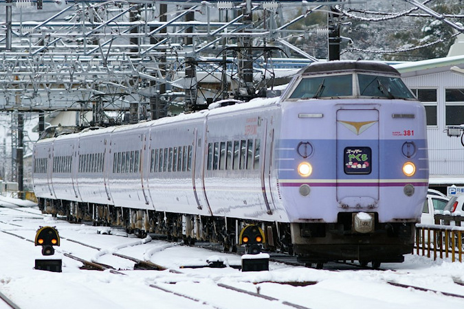 全国の列車（特急【スーパーやくも】） - 日本の旅・鉄道見聞録