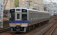 8000系