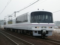 211系「スーパーサルーンゆめじ」