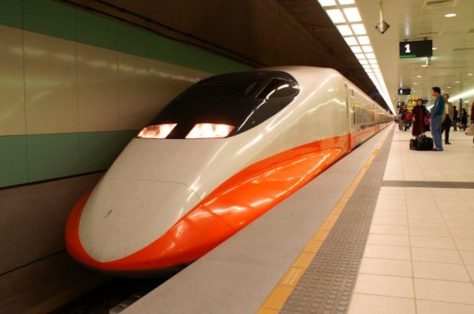 700系新幹線 - 日本の旅・鉄道見聞録