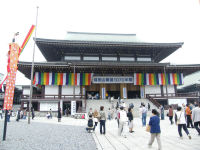 成田山新勝寺大本堂