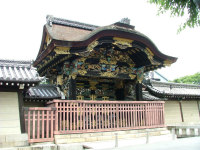 西本願寺唐門