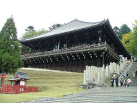 東大寺ニ月塔