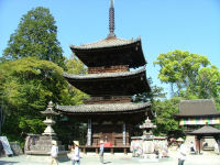 石手寺三重塔