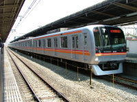 ２０００系
