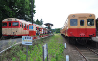 キハ２８形（いすみ）＋２００形（小湊）
